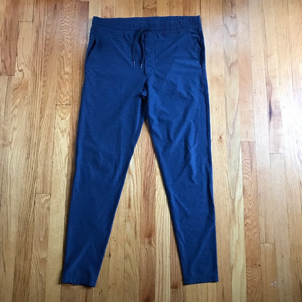 Outdoor Voices Sunday Deep Navy Joggers Small